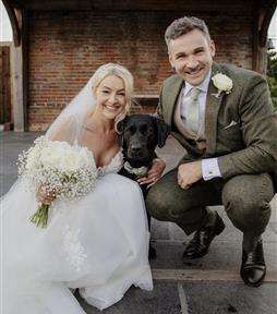 A Dreamy Barn Wedding with Statement Florals The Barns at Redcoats