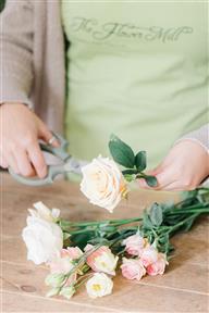 Find a florist. The Flower Mill works from a studio at Trumpetons farm in Bedfordshire. you can order and Send flowers in Bedfordshire that are created by a local independent florist